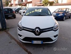 Bianco Usata 2017 Renault Clio IV Tre volumi | 5399 € (Super prezzo)