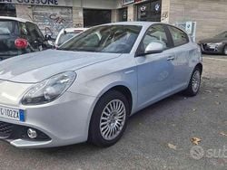 Grigio Usata 2016 Alfa Romeo Giulietta Tre volumi | 8700 € (Buon prezzo)
