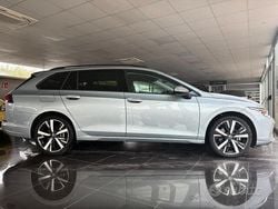 Grigio Usata 2025 VW Golf VIII Edition Station wagon | 29.900 € (Buon prezzo)