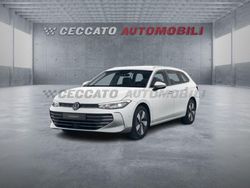 Bianco Nuova 2025 VW Passat Business Station wagon | 46.300 € (Molto cara)