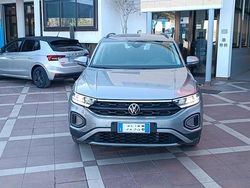 Argento Usata 2022 VW T-Roc Life SUV | 20.500 € (Buon prezzo)