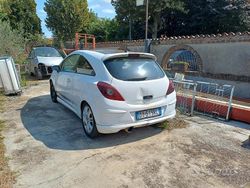 Bianco Usata 2010 Opel Corsa Sport Due volumi | 1200 € (Ottimo prezzo)