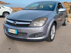 Grigio Usata 2008 Opel Astra Due volumi | 2400 € (Ottimo prezzo)