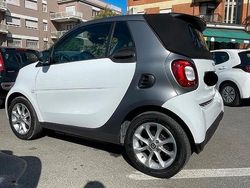 Bianco Usata 2016 Smart ForTwo Cabrio Cabrio | 12.300 € (Buon prezzo)