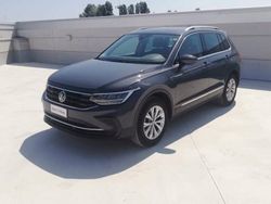 Grigio Usata 2021 VW Tiguan Life SUV | 32.500 € (Molto cara)