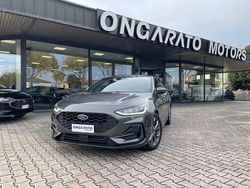 Grigio scuro Usata 2024 Ford Focus ST-Line Tre volumi | 19.800 € (Ottimo prezzo)