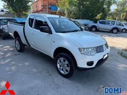 Bianco Usata 2013 Mitsubishi L200 Invite Pick-up | 13.499 €
