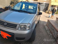 Grigio Usata 2006 Fiat Panda 4x4 Climbing Due volumi | 3700 € (Buon prezzo)