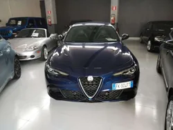 Blu/azzurro Usata 2017 Alfa Romeo Giulia Quadrifoglio Tre volumi | 51.900 €
