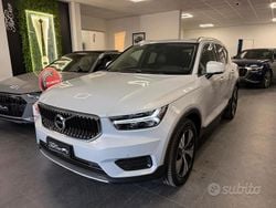 Grigio Usata 2020 Volvo XC40 Business Edition SUV | 20.990 € (Buon prezzo)
