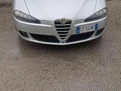 Grigio Usata 2006 Alfa Romeo 147 Exclusive Due volumi | 1450 € (Ottimo prezzo)