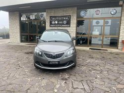 Grigio Usata 2022 Lancia Ypsilon Gold Due volumi | 9900 € (Buon prezzo)