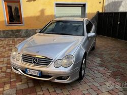 Grigio Usata 2004 Mercedes C220 Coupé | 4800 €