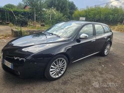Nero Usata 2012 Alfa Romeo 159 Station wagon | 5800 € (Buon prezzo)