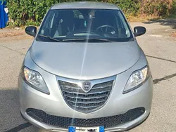 Usata 2013 Lancia Ypsilon Silver Due volumi | 6799 € (Buon prezzo)