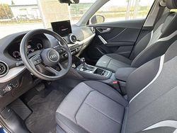 Blu/azzurro Usata 2024 Audi Q2 S-Line SUV | 30.400 € (Buon prezzo)