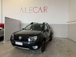 Grigio Usata 2017 Dacia Duster Black Shadow SUV | 10.900 € (Buon prezzo)