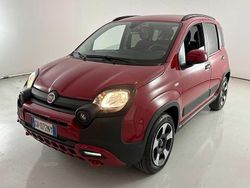 Rosso Usata 2024 Fiat Panda Cross Cross Due volumi | 13.900 € (Buon prezzo)