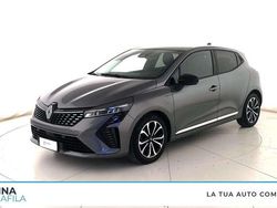 Grigio Usata 2024 Renault Clio V Techno Tre volumi | 14.000 € (Buon prezzo)