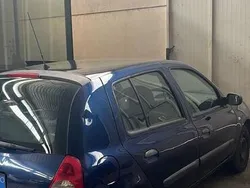 Usata 2005 Renault Clio II Tre volumi | 600 € (Ottimo prezzo)