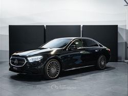 Nero Nuova 2025 Mercedes E300 Tre volumi | 94.495 € (Cara)
