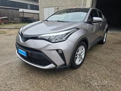 Grigio Usata 2021 Toyota C-HR Business Edition SUV | 17.499 € (Ottimo prezzo)