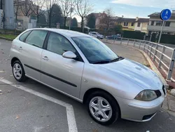 Argento Usata 2004 Seat Ibiza Reference Tre volumi | 2100 € (Cara)