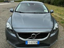 Grigio Usata 2018 Volvo V40 Business Edition Tre volumi | 10.500 € (Ottimo prezzo)