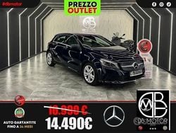 Blu Usata 2017 Mercedes A180 Executive Tre volumi | 14.490 € (Buon prezzo)