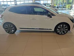 Artic white solid Nuova 2024 Mitsubishi Colt Instyle Tre volumi | 26.000 €