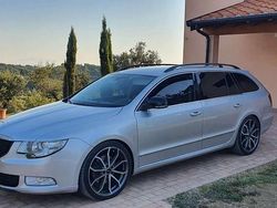 Argento Usata 2013 Skoda Superb Ambition Station wagon | 9000 €