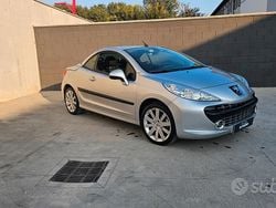 Grigio Usata 2007 Peugeot 207 CC Cabrio | 3500 € (Ottimo prezzo)