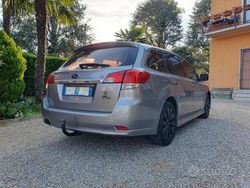 Grigio Usata 2012 Subaru Legacy Station wagon | 5000 € (Buon prezzo)