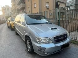 Grigio Usata 2004 Kia Carnival Monovolume | 1500 €