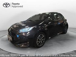 Nero Usata 2021 Toyota Yaris Hybrid Trend Tre volumi | 18.900 € (Buon prezzo)