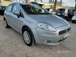 Grigio Usata 2008 Fiat Grande Punto Active Due volumi | 3999 € (Cara)