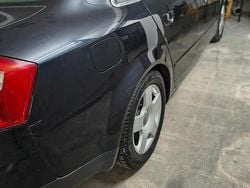 Nero Usata 2003 Audi A4 Tre volumi | 2500 € (Buon prezzo)