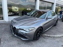 Grigio Usata 2018 Alfa Romeo Giulia Executive Tre volumi | 24.500 € (Cara)