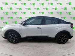 Usata 2023 Citroën e-C4 Feel Tre volumi | 19.900 € (Super prezzo)