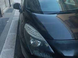 Nero Usata 2012 Renault Scénic III XMOD Monovolume | 2900 € (Buon prezzo)