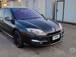 Nero Usata 2011 Renault Laguna III Tre volumi | 3500 € (Buon prezzo)