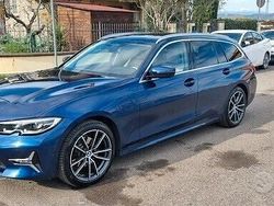 Blu Usata 2020 BMW 320e Luxury Line Station wagon | 24.500 € (Buon prezzo)