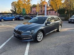 Grigio Usata 2020 Skoda Superb Station wagon | 24.800 € (Buon prezzo)