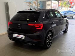 Grigio Usata 2023 VW Polo Style Tre volumi | 16.900 € (Buon prezzo)