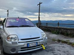 Grigio Usata 2000 Renault Clio II R.S. | 7500 €