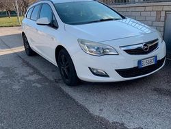 Bianco Usata 2012 Opel Astra Station wagon | 6000 € (Molto cara)