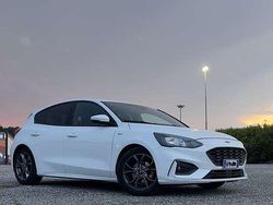 Usata 2020 Ford Focus ST-Line Tre volumi | 16.500 € (Buon prezzo)