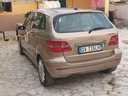 Nero Usata 2010 Mercedes B180 Monovolume | 1999 € (Super prezzo)