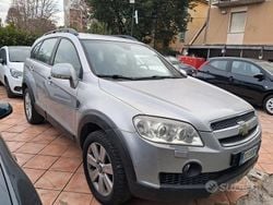 Grigio Usata 2010 Chevrolet Captiva SUV | 3800 € (Ottimo prezzo)