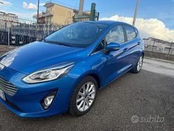 Blu Usata 2019 Ford Fiesta Tre volumi | 9700 € (Ottimo prezzo)